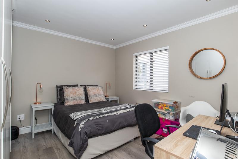 To Let 3 Bedroom Property for Rent in Constantia Western Cape